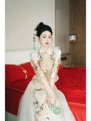 -纯色时光婚纱艺术馆WHITE