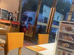 -依立香饭·紫砂鸡汤煲饭(紫云阁店)