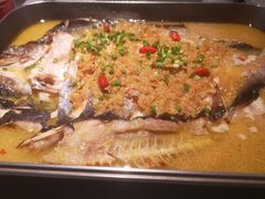 凌波鱼蒜香味-半天妖|烤鱼·冒烤鸭(汉中吾悦广场店)