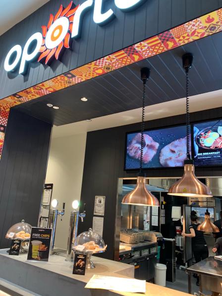 oporto-"凯恩斯机场也有,应该是澳大利亚当地品牌."-大众点评移动版