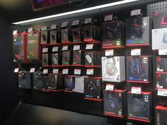 -ROG玩家国度(美罗城店)