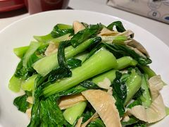 -湘西小馆(滨河路店)