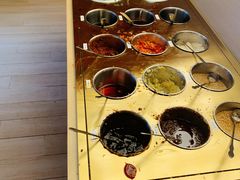 自助调料区-温禾牛·和牛寿喜烧自助火锅(恒基名人店)