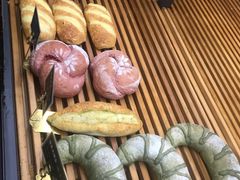 -焙丽拾光(麦凯乐直营店)
