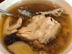 五行健脾炖鸡汤-金騰閣·经典粤菜(汾江中路店)
