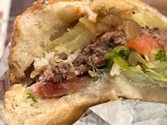 -The Habit Burger Grill 哈比特汉堡(世博店)