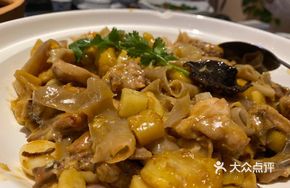 Braised Chicken with Shark's Fin