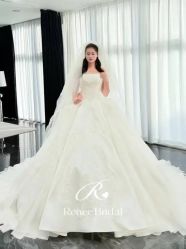 点击看大图 -Renee芮亦婚纱