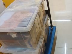 -安东易迷你自助仓储寄存仓库(草桥店)