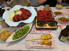 -肥肥虾庄·金牌油焖大虾(汉口城市广场店)