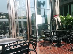 露天位-LIN COFFEE CO(龙珠达店)