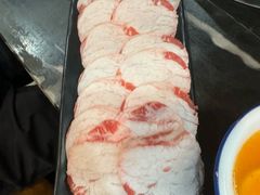 胸口捞-小牛家村·贵州黄牛肉火锅(梦想小镇二分店)