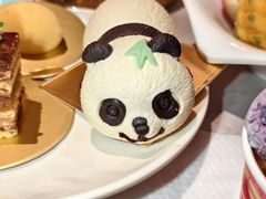 -雍容荟帝王蟹活龙虾展台自助(IFS黑金店)