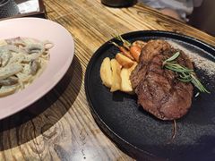 -Season施莀·牛扒·意粉·饭·足球主题餐吧
