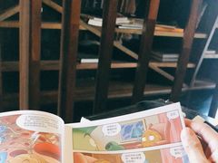 -钟书阁(松江泰晤士小镇店)