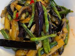 -柴窝堡22号辣子鸡·传承新疆菜