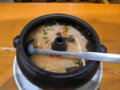 汽锅菌子肉饼-老滇山寨•云南特色菜•地方菜•民族风情歌舞表演(金碧店)