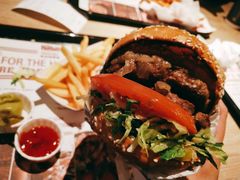 -The Habit Burger Grill 哈比特汉堡(复兴soho店)