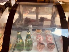 -上海半岛酒店·半岛精品店