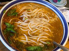 -云阿蛮云南生烫牛肉米线(奉贤路店)