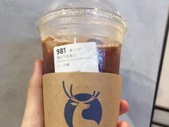 橘金气泡美式-瑞幸咖啡(凤凰海负一楼美食街店)