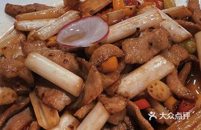 Golden Braised Tender Lotus Root