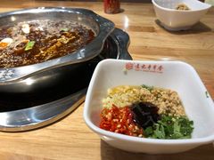 -袁记串串香(四平路店)