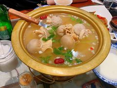 肚包肉-哈啾嗨·新概念蒙餐(红星新城店)