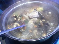 深海黄金蚝大个火锅-千岛蚝高压锅生蚝·人参火锅(白云万达店)