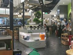大堂-洪氏嗨捞·猪肚鸡火锅(阳光天地店)