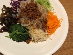 -山楂树融合菜餐厅