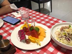 -1886德国汽车餐厅(外滩十六铺码头店)