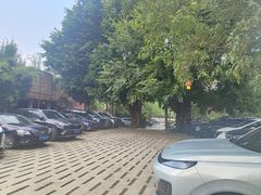 -凤阁楼果木烧鹅(鹤山陈山店)