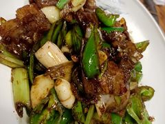 香香酱爆肉-苹果树下艺术餐厅(通州店)