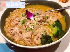 -港丽餐厅(高德置地店)