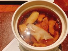 花胶炖螺头汤-新荣记(建国门外大街店)