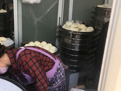 -洪记江鹰包行总店