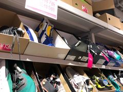 -唯品会(北京国瑞城店)