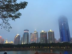 -万绿园