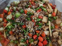 -黄桷树曹家私房菜(江与城店)