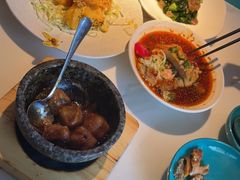 -荷塘秋月·本帮江浙菜(国权路店)