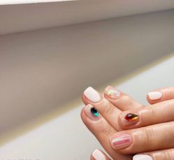 -Pink You美甲美睫纹绣定制中心