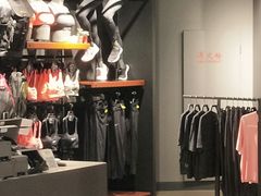 -耐克(恒隆广场店)
