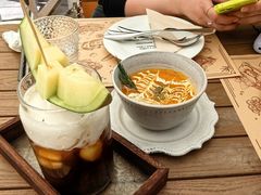 -Mark&Mars Restaurant