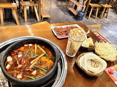 -黔有有贵州酸汤夺夺粉火锅(五味十字店)