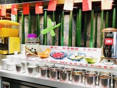 自助调料区-肥鱼屯活鱼锅(惠工街店)