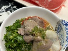 -楼外楼大刀肉传统火锅居(繁荣路店)