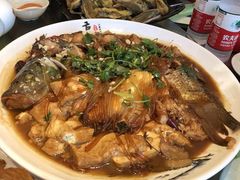 -吴记酱骨炖菜馆(西大直街店)
