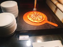 pizza-广州花园酒店·凌璇阁旋转餐厅CAROUSEL360