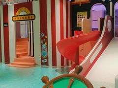 -涨巢·潮玩水疗局